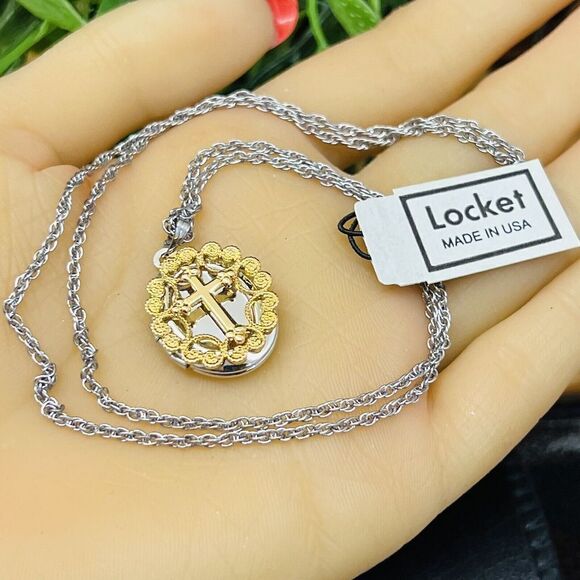 Vintage Prayer Wish Locket Silver Gold Cross Filigree Christian Made in USA - Picture 7 of 14